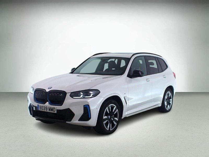 Hvidmetal Brugt 2023 BMW iX3 M Sport SUV | 369.800 kr. (Super pris) - Billede 1/4