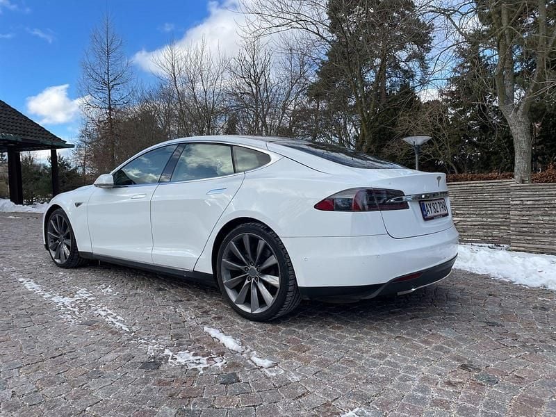 Brugt Tesla Model S 51 kW (70 HK) 2015 Hvid Hatchback