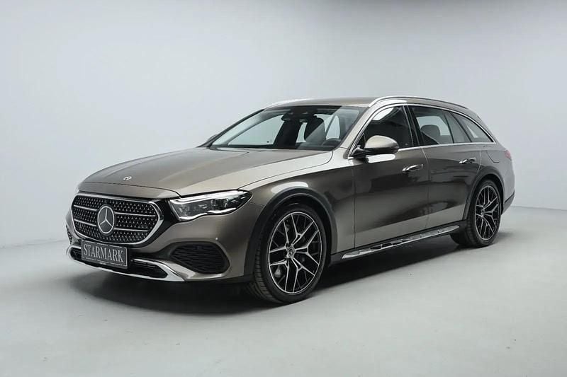 Brun Brugt 2024 Mercedes E300 Avantgarde Stationcar | 849.900 kr. - Billede 1/3