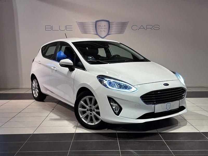 Hvid Brugt 2018 Ford Fiesta Titanium Hatchback | 79.900 kr. (Fair pris) - Billede 1/4