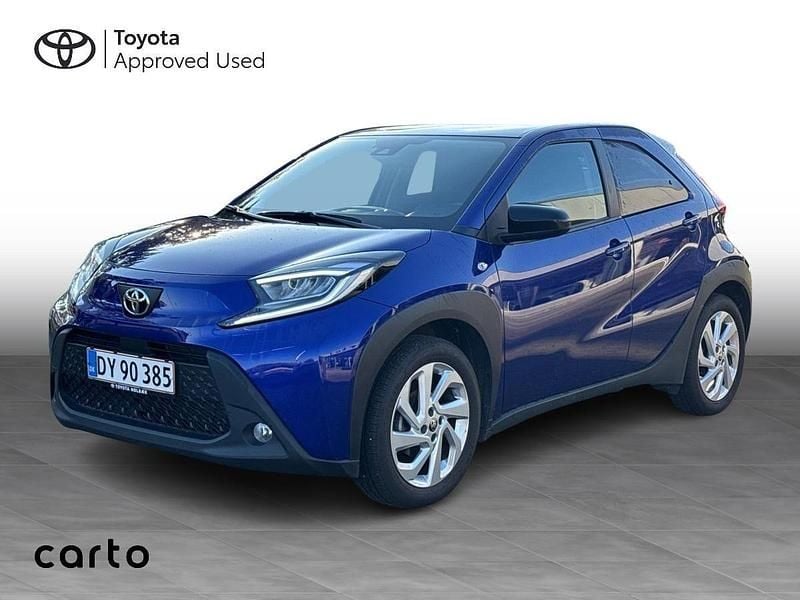 Juniper blue Brugt 2024 Toyota Aygo Active Hatchback | 145.900 kr. (Fair pris) - Billede 1/3