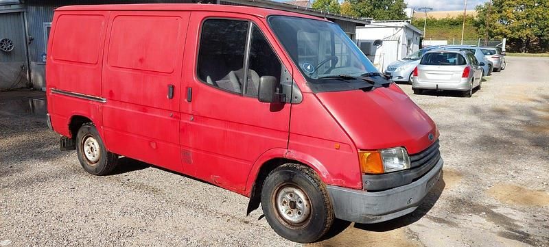Brugt Ford Transit 100 HK (73 kW) 1989 Van