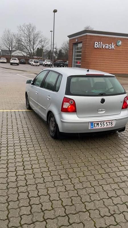 Brugt VW Polo 75 HK (55 kW) 2004 Hatchback