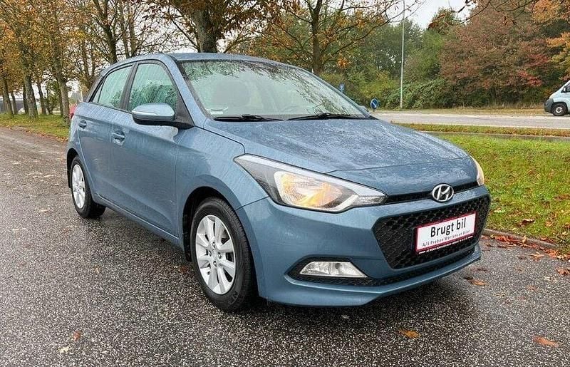 Aqua sparkling Brugt 2015 Hyundai i20 Trend Hatchback | 84.900 kr. (Fair pris) - Billede 1/4