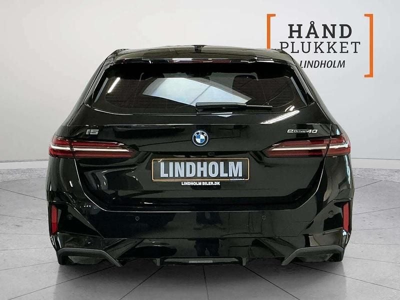 Brugt BMW i5 M Sport 250 kW (340 HK) 2024 Sortmetal Stationcar