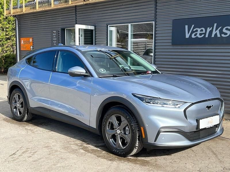 Lysblåmetal Brugt 2022 Ford Mustang Mach-E Standard Range SUV | 229.900 kr. (God pris) - Billede 1/4