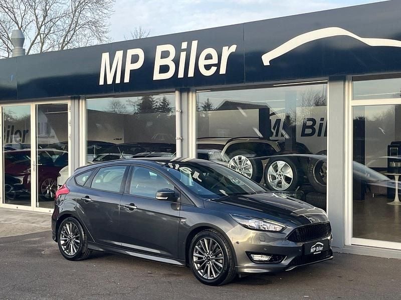 Gråmetal Brugt 2018 Ford Focus ST-Line Hatchback | 149.900 kr. (Super pris) - Billede 1/4