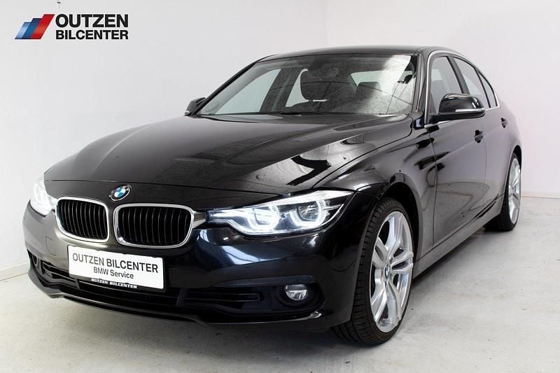 Brugt 2018 BMW 330 Executive Sedan | 219.900 kr. - Billede 1/4
