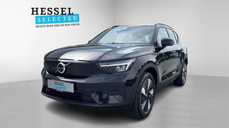 Onyx black Ny 2025 Volvo XC40 Plus SUV | 324.900 kr. - Billede 1/4