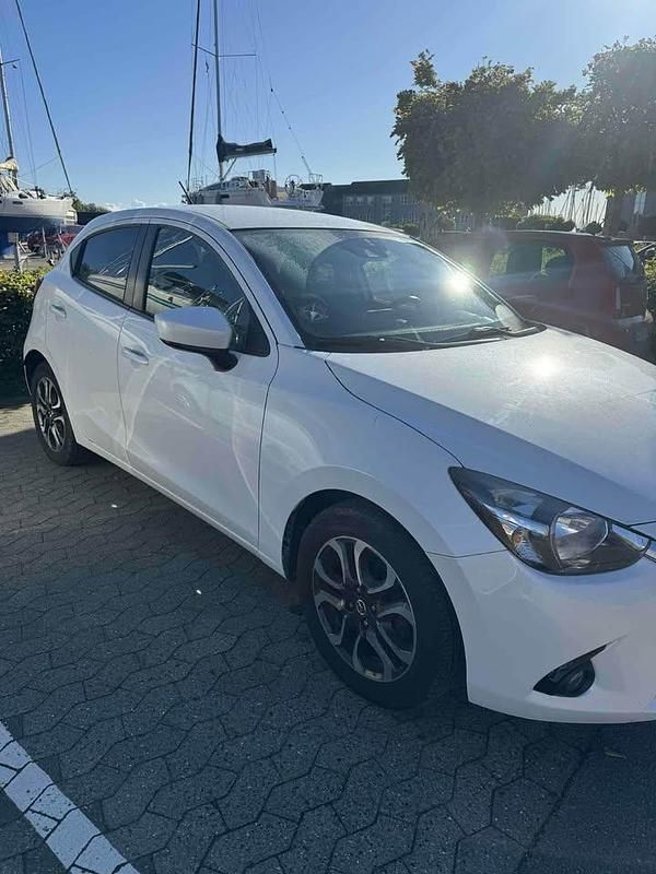 Brugt Mazda 2 Nakama 90 HK (66 kW) 2016 Hvid Hatchback