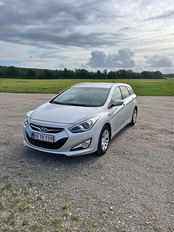 Grå Brugt 2013 Hyundai i40 Stationcar | 50.500 kr. (God pris) - Billede 1/4