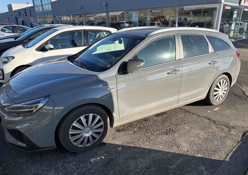 Farve ……………………………………………………………………. shadow grey Brugt 2020 Hyundai i30 N Line Stationcar | 239.900 kr. - Billede 1/3