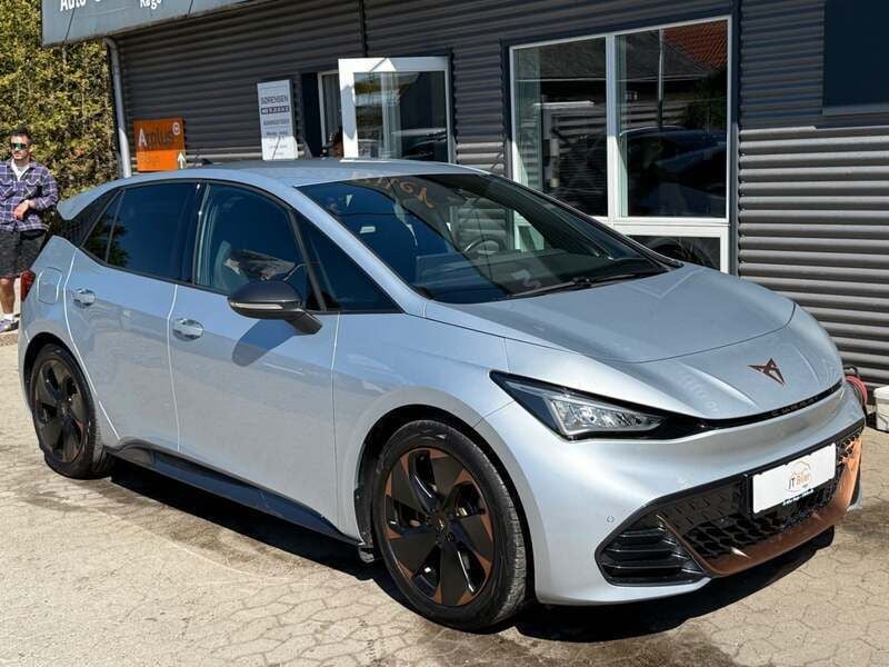 Sølvmetal Brugt 2022 Cupra Born High Hatchback | 184.800 kr. (Super pris) - Billede 1/4