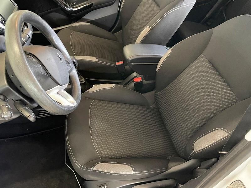 Brugt Peugeot 208 Active 82 HK (60 kW) 2015 Hvid Hatchback