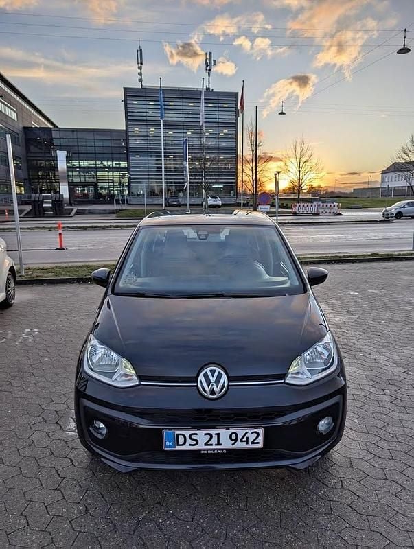 Sort Brugt 2018 VW up! Hatchback | 79.000 kr. (Fair pris) - Billede 1/4