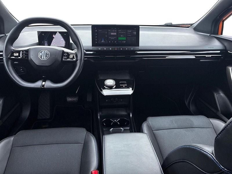 Brugt MG MG4 EV Luxury 150 kW (204 HK) 2024 Orange Hatchback