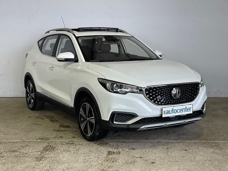 Hvid Brugt 2021 MG ZS Luxury Sedan | 119.800 kr. (Fair pris) - Billede 1/4