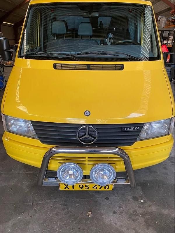 Brugt Mercedes Sprinter 122 HK (89 kW) 1996 Van