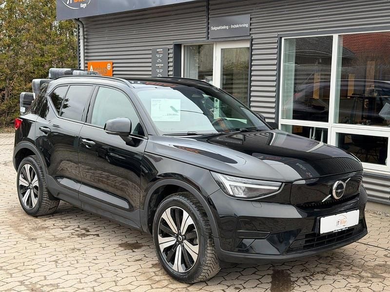 Sortmetal Brugt 2022 Volvo XC40 Core SUV | 234.900 kr. (Lidt for dyr) - Billede 1/4