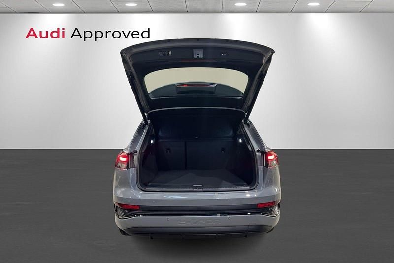 Ny Audi Q4 e-tron S-Line 210 kW (286 HK) 2025 Grå SUV