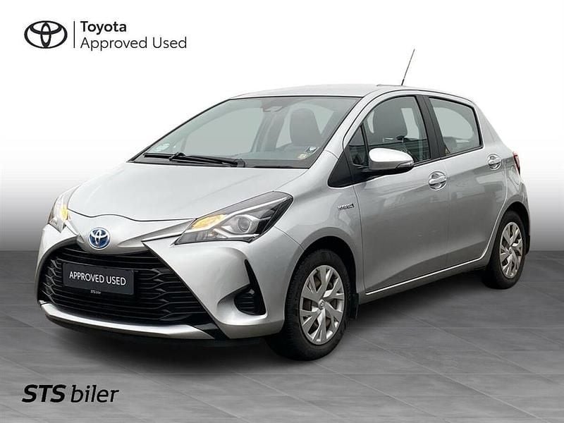 Sølv Brugt 2018 Toyota Yaris Hybrid H2 Hatchback | 119.990 kr. (Fair pris) - Billede 1/3
