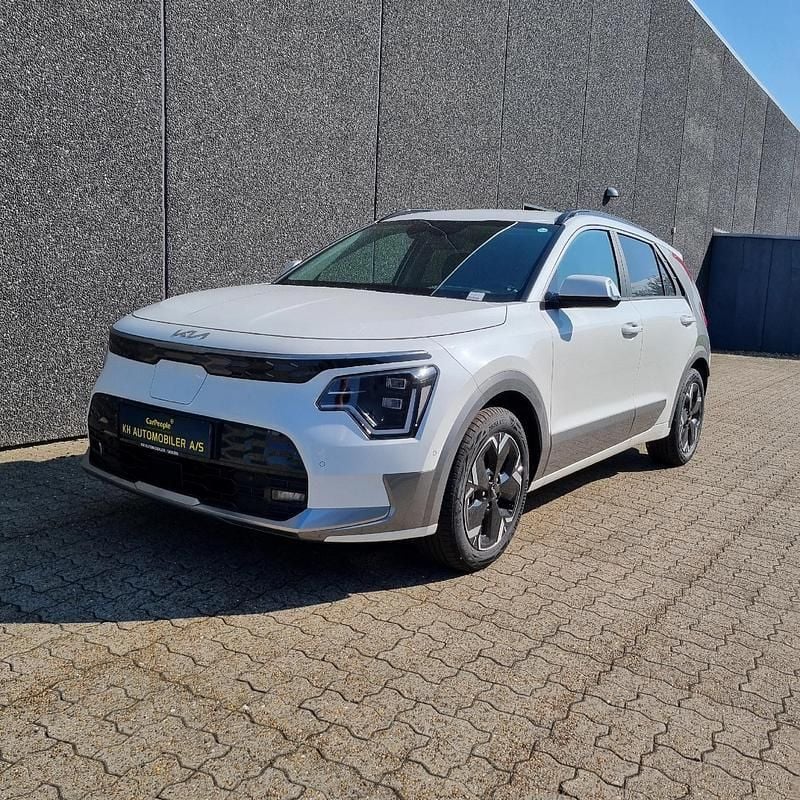 Hvidmetal Ny 2025 Kia e-Niro 2 SUV | 274.800 kr. - Billede 1/4