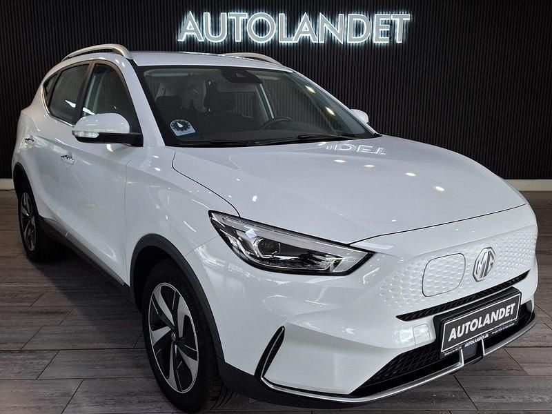 Hvid Brugt 2022 MG ZS Comfort Sedan | 139.800 kr. (Fair pris) - Billede 1/4