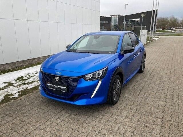 Brugt Peugeot e-208 Allure 100 kW (136 HK) 2023 Blå vertgiblå vertgi Hatchback