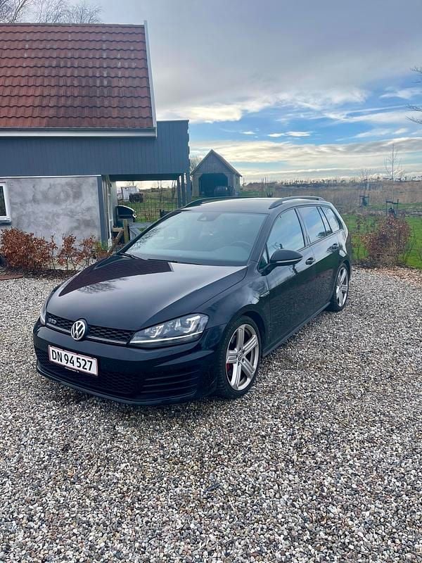 Sort Brugt 2015 VW Golf VII Highline Stationcar | 124.800 kr. (Fair pris) - Billede 1/15