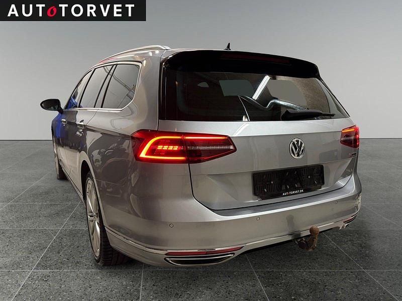 Brugt VW Passat R-line 272 HK (200 kW) 2019 Sølvmetal Stationcar