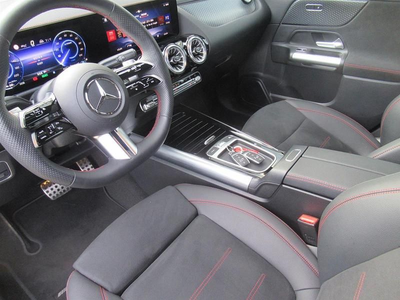 Natsort Brugt 2024 Mercedes EQA250+ AMG Edition 1 SUV | 349.990 kr. (Fair pris) - Billede 1/1