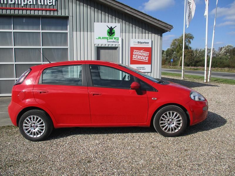 Brugt Fiat Punto S 69 HK (50 kW) 2014 Rød Hatchback