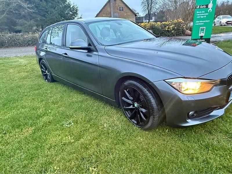 Brugt 2015 BMW 320 Stationcar | 119.000 kr. (Fair pris) - Billede 1/4