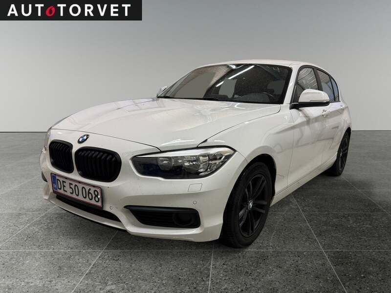 Hvid Brugt 2019 BMW 118 Advantage Hatchback | 149.700 kr. (God pris) - Billede 1/4
