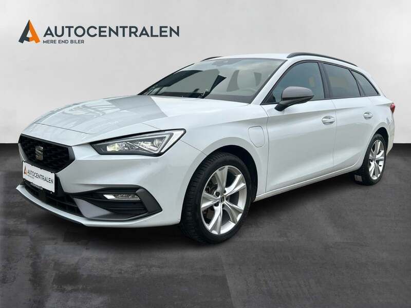 Hvidmetal Brugt 2023 Seat Leon FR Stationcar | 254.900 kr. (Fair pris) - Billede 1/4