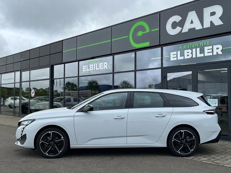 Brugt Peugeot e-308 Style 114 kW (156 HK) 2024 Hvid Hatchback