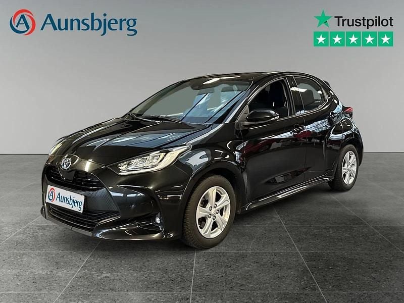 Sort Brugt 2021 Toyota Yaris Hybrid Active Hatchback | 164.500 kr. (Fair pris) - Billede 1/4