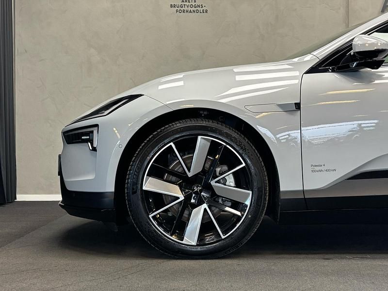 Ny Polestar 4 Long Range Dual motor 400 kW (544 HK) 2025 Magnesium SUV