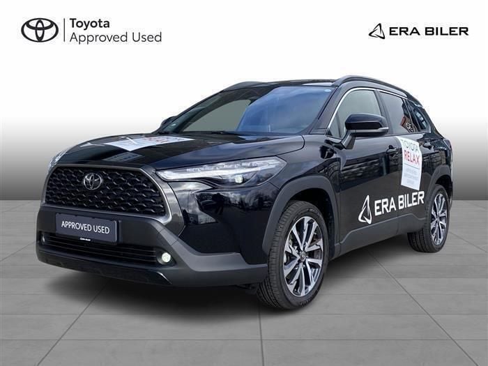 Sortmetal Brugt 2024 Toyota Corolla Cross Comfort SUV | 344.900 kr. (Dyr) - Billede 1/4