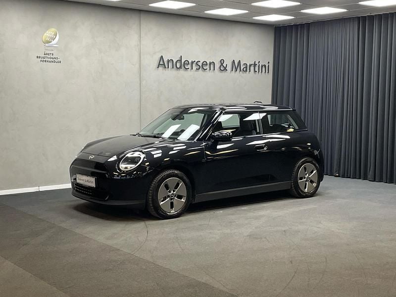 Brugt Mini Cooper Classic 135 kW (184 HK) 2024 Midnigthblack Hatchback