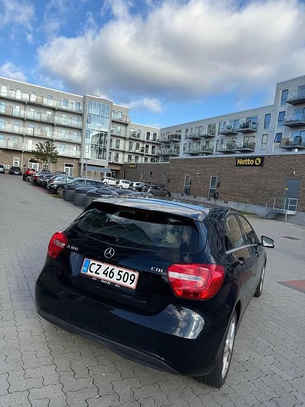 Brugt Mercedes A180 109 HK (80 kW) 2015 Sort Hatchback