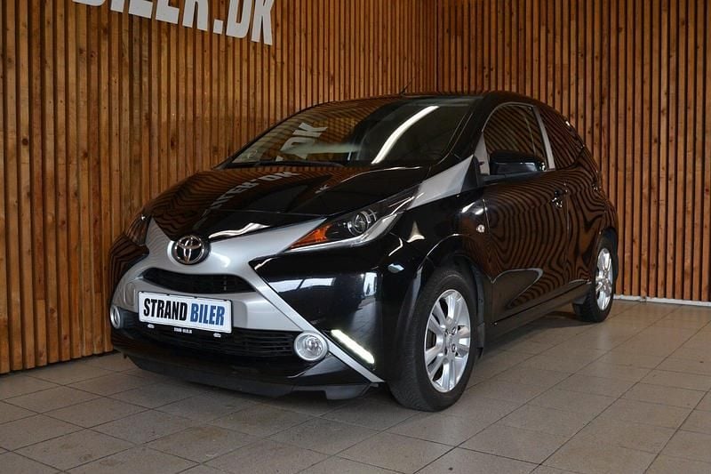 Sort Brugt 2018 Toyota Aygo X-clusiv Hatchback | 79.800 kr. (Fair pris) - Billede 1/4
