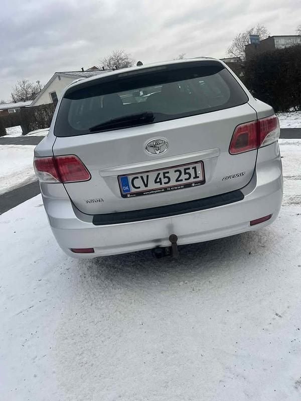 Brugt Toyota Avensis 132 HK (97 kW) 2012 Stationcar