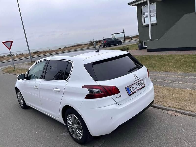 Brugt Peugeot 308 130 HK (95 kW) 2019 Hvid Hatchback