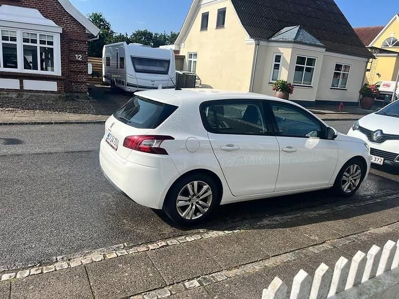Brugt Peugeot 308 92 HK (67 kW) 2014 Hvid Hatchback