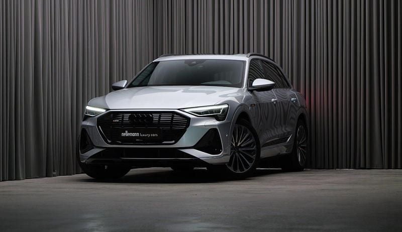 Sølvmetal Brugt 2022 Audi e-tron S-Line SUV | 398.000 kr. (Fair pris) - Billede 1/4