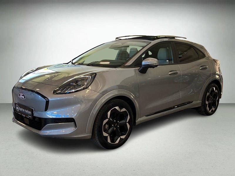 Sølvmetal Ny 2025 Ford Puma Gen-E Premium | 265.665 kr. - Billede 1/4