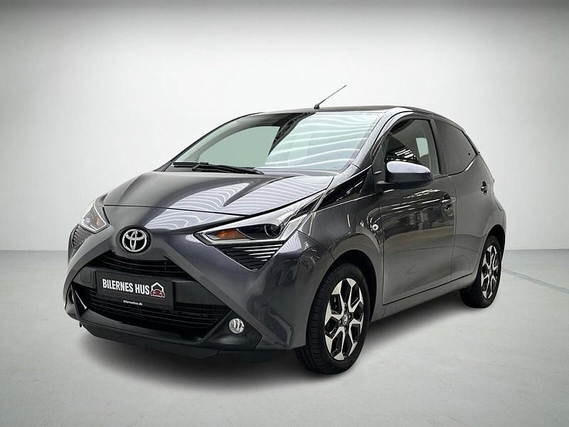 Gråmetal Brugt 2021 Toyota Aygo x-press Hatchback | 94.980 kr. (Fair pris) - Billede 1/4