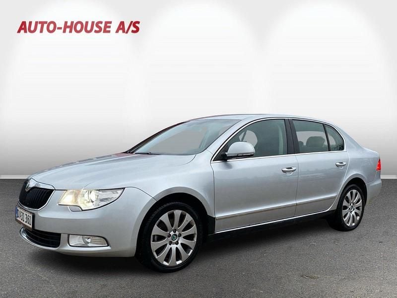 Brugt 2008 Skoda Superb Elegance Hatchback | 24.900 kr. - Billede 1/4