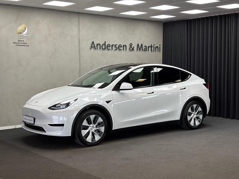 Hvidmetal Brugt 2023 Tesla Model Y RWD SUV | 274.700 kr. (Fair pris) - Billede 1/4